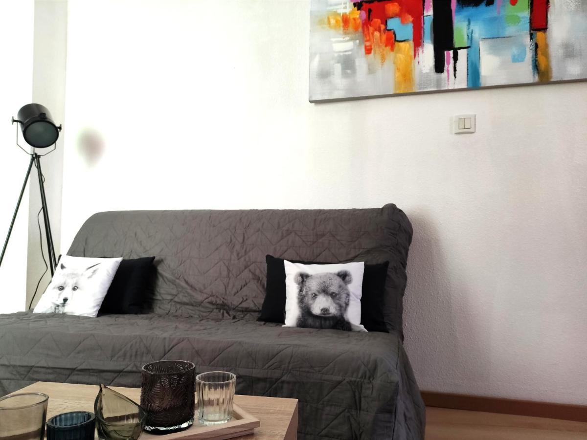 Confortable Maison De Village En Pierre Typique 몰티그 외부 사진