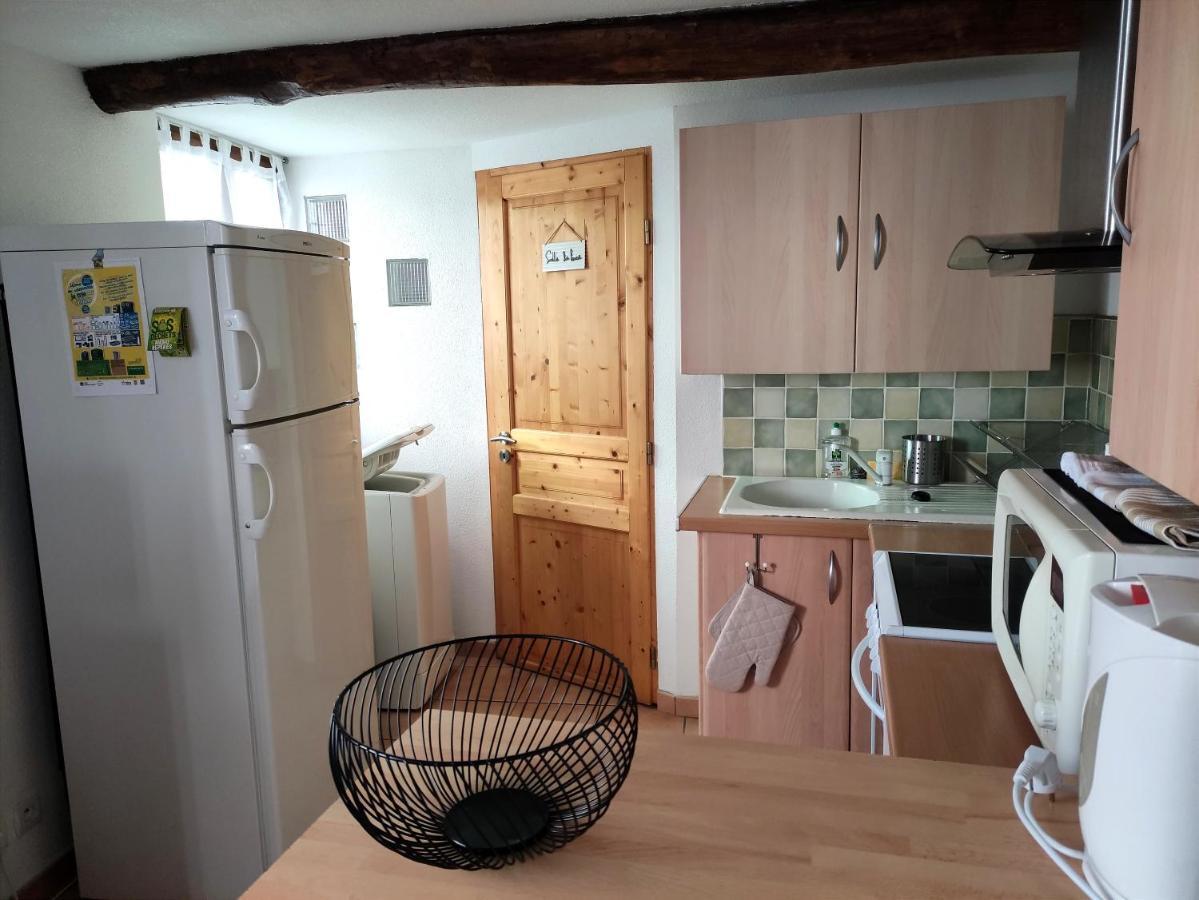 Confortable Maison De Village En Pierre Typique 몰티그 외부 사진